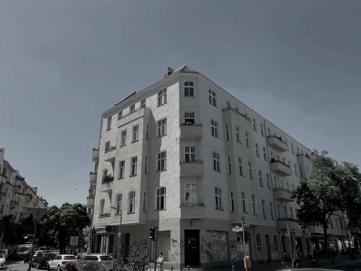 Wohn- und Geschäftshaus in Berlin-Schöneberg